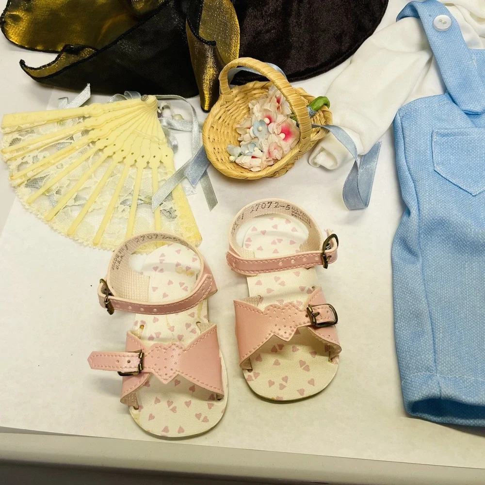 VTG AMERICAN GIRL DOLL CLOTHES & Other Doll ACCESSORY LOT  BLUE PANTS‎ & Hat